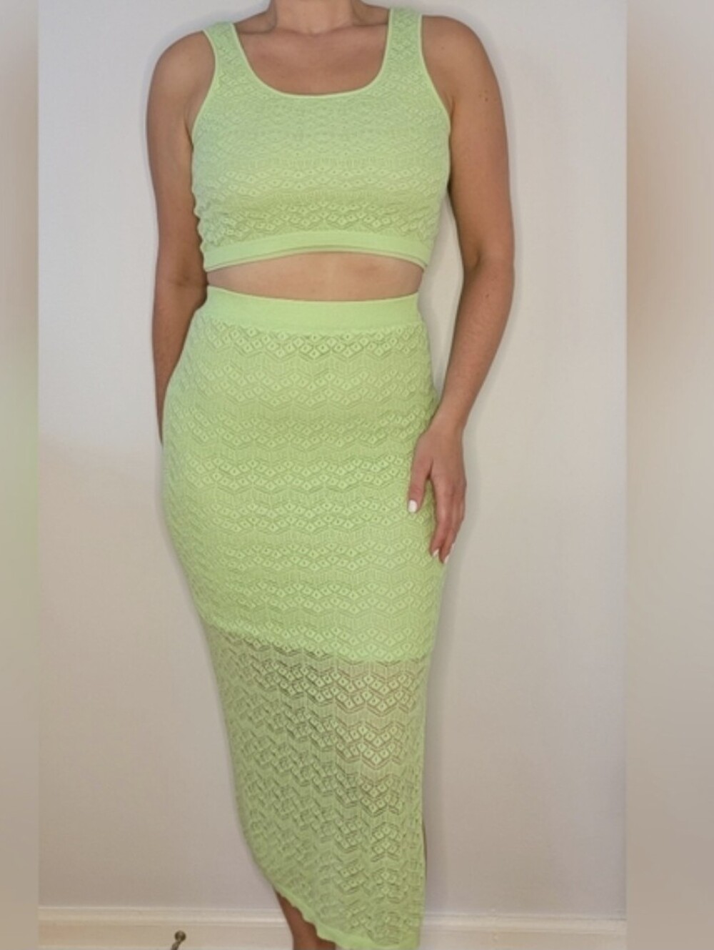 House of Harlow 1960 Crochet Lace Crop Tank & Midi Skirt 2 Piece Set - Size M
